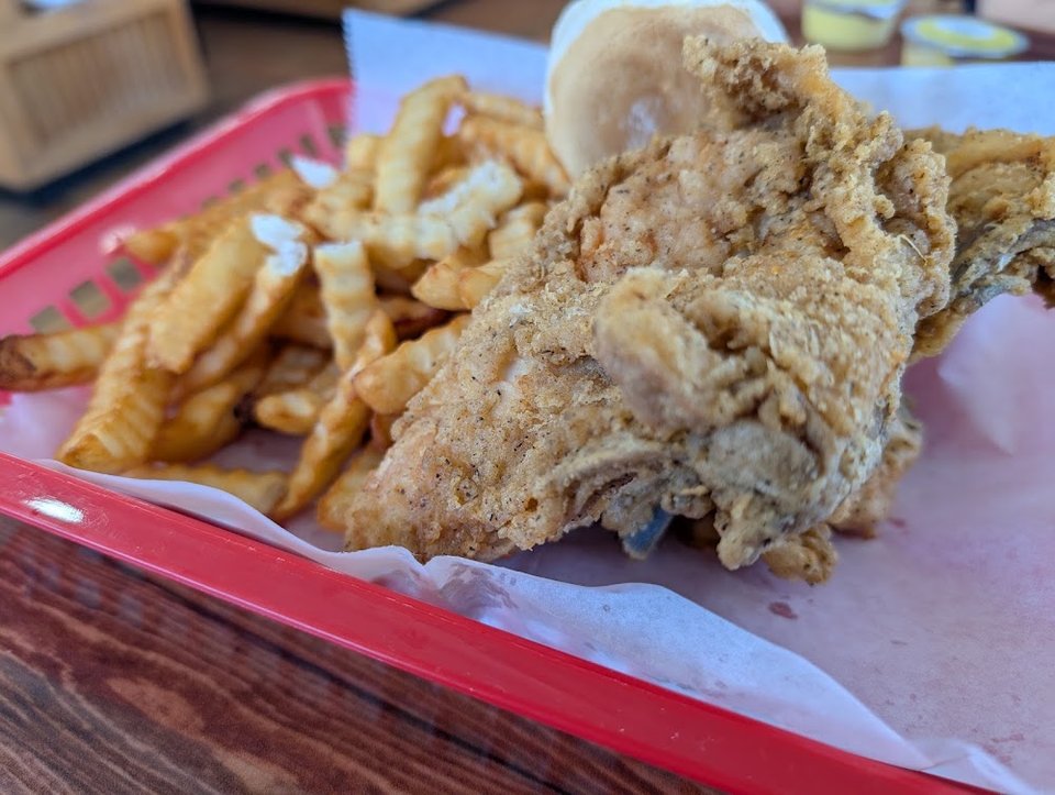 Catfish Plate